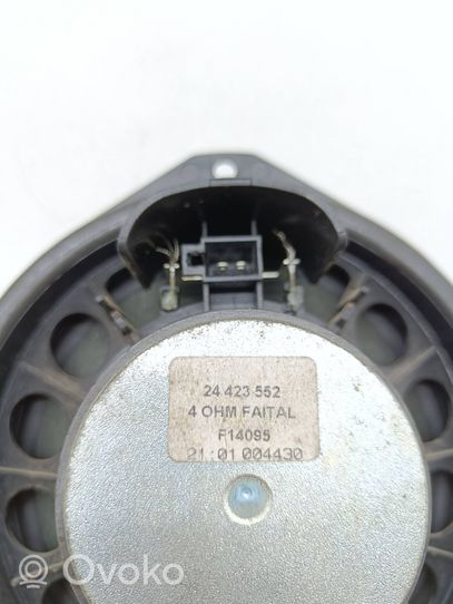 Opel Vectra C Haut-parleur de porte avant 24423552