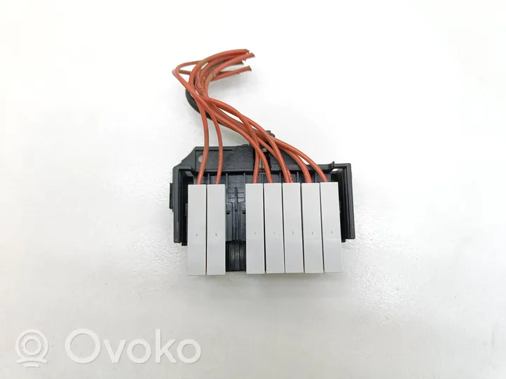 Opel Meriva A Fuse module 1452627-1