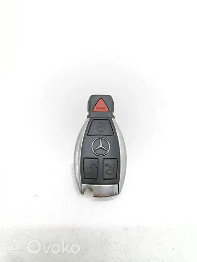 Mercedes-Benz E C207 W207 Aizdedzes atslēga / karte IYZDC07