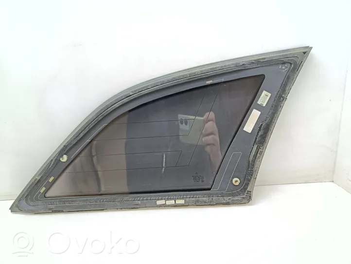 Mercedes-Benz C W204 Rear side window/glass A2046701112