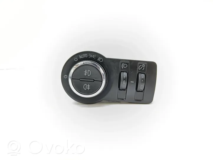 Opel Astra J Light switch 13268702