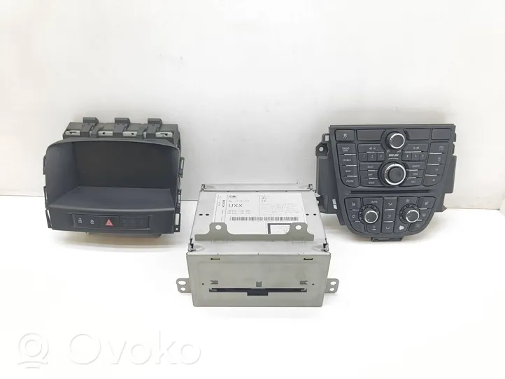 Opel Astra J Radio/CD/DVD/GPS-pääyksikkö 13337253