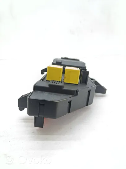 Saab 9-3 Ver2 Module de fusibles 12798346