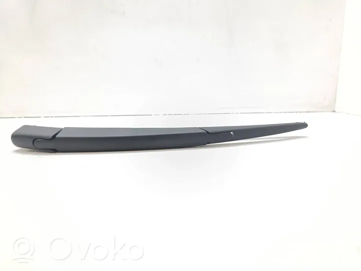 Opel Insignia A Rear wiper blade arm 