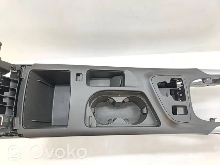 Opel Insignia A Armrest 13289021