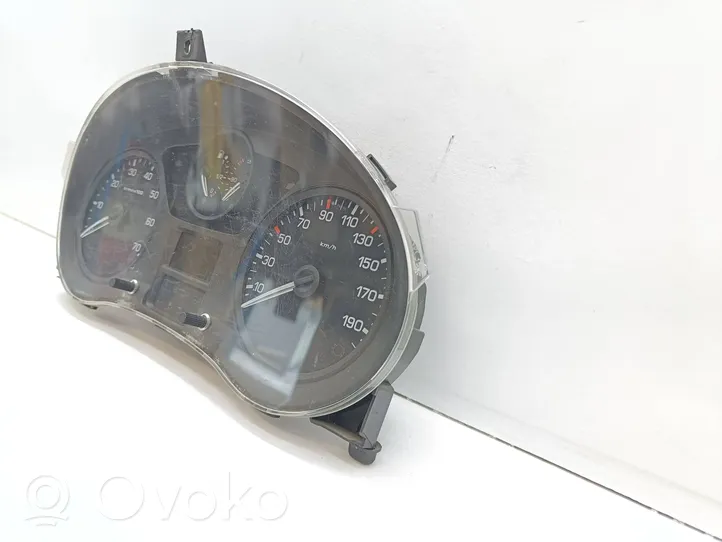 Citroen Berlingo Speedometer (instrument cluster) 5550013101