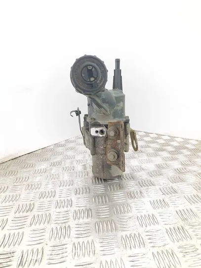 Citroen Berlingo Power steering pump 9800939680