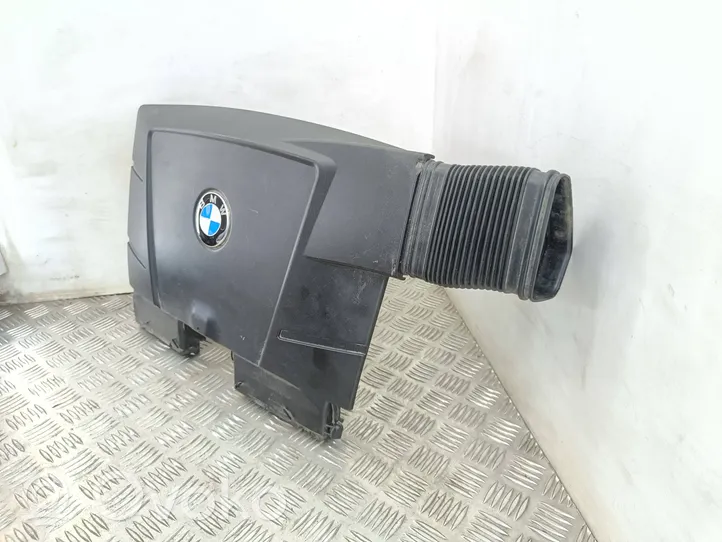 BMW 3 E90 E91 Ilmanoton kanavan osa 7560918