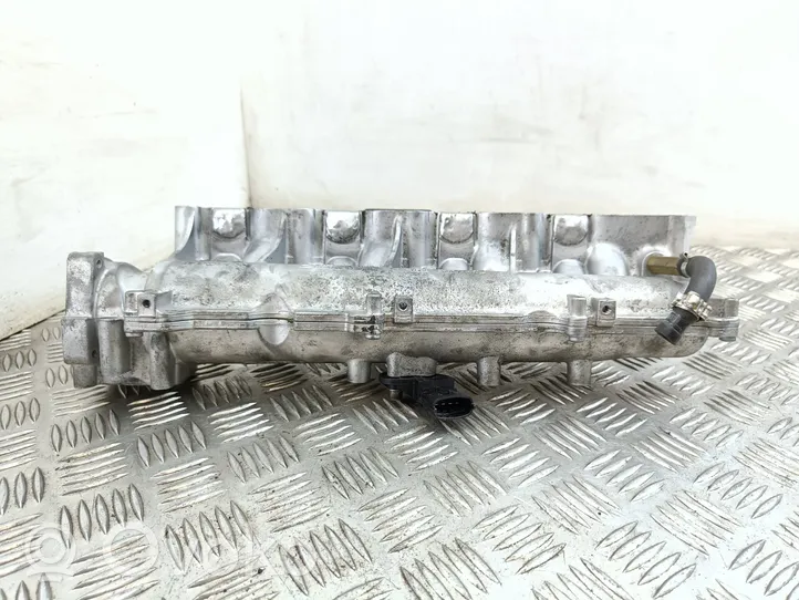 Opel Astra H Intake manifold 55210201