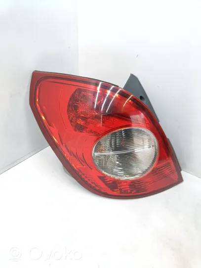 Opel Antara Lampa tylna 