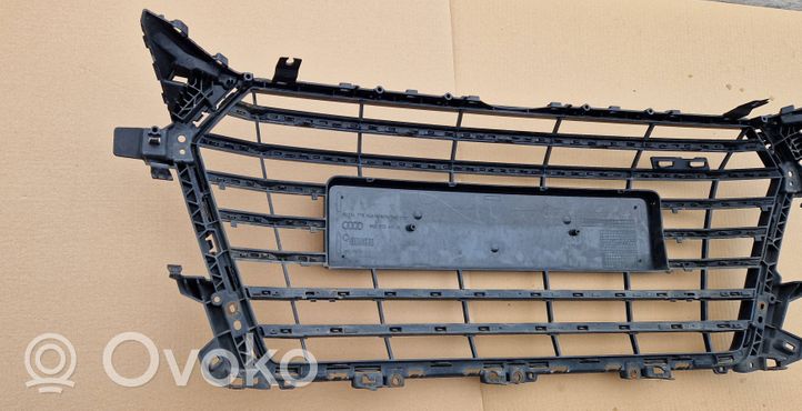 Audi TT TTS RS Mk3 8S Grille de calandre avant 8S0853651A