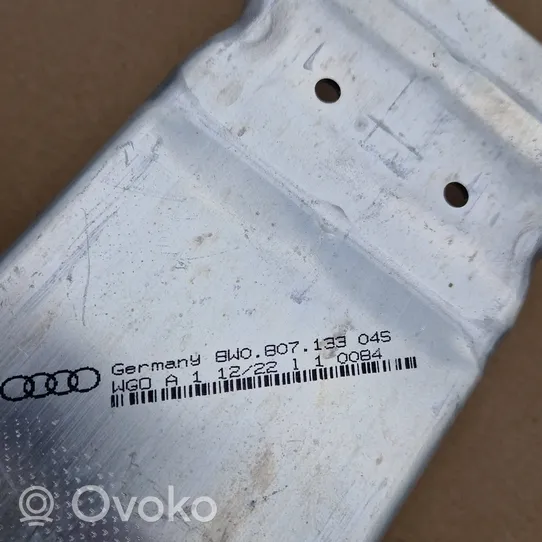 Audi A4 S4 B9 8W Etupuskurin tukipalkki 8W0807133045