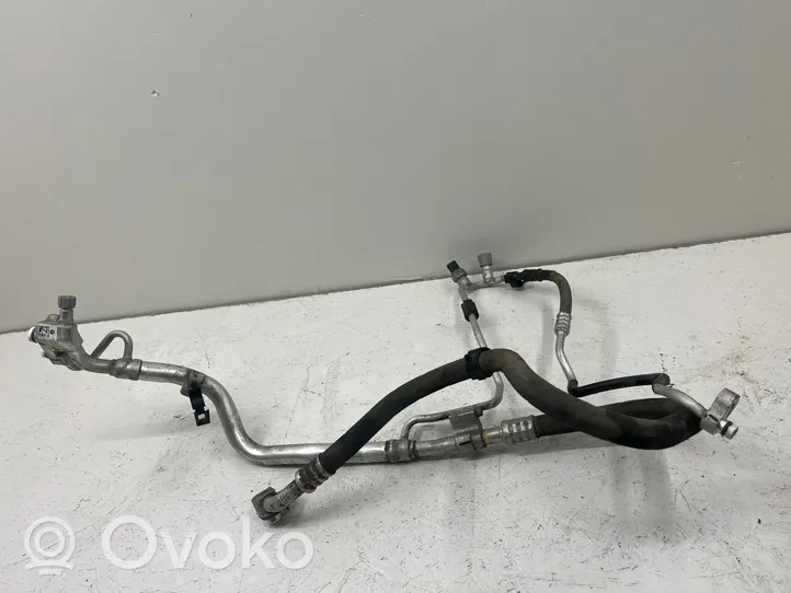 BMW 1 F20 F21 Gaisa kondicioniera caurulīte (-es) / šļūtene (-es) 9337127