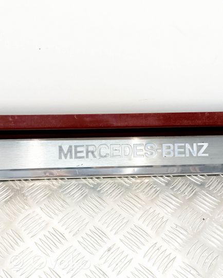 Mercedes-Benz SL R129 Etuoven kynnyksen suojalista A1296800435