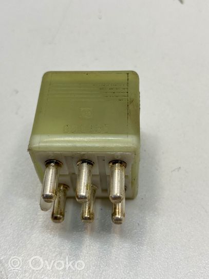 Mercedes-Benz SL R129 Other relay 0015427819