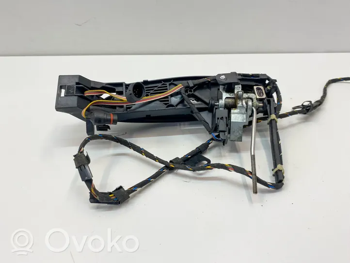 Mercedes-Benz SL R230 Etuoven ulkokahva A2207600434