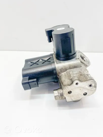 Mercedes-Benz SL R230 Hydraulic servotronic pressure valve 2213200258