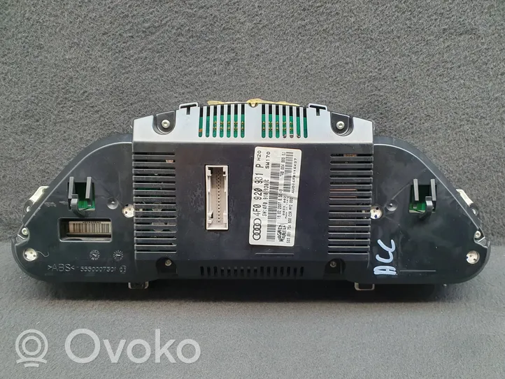 Audi A6 S6 C6 4F Spidometrs (instrumentu panelī) 4F0920931P