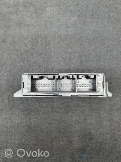 Audi A8 S8 D3 4E Pysäköintitutkan (PCD) ohjainlaite/moduuli 4E0919283C