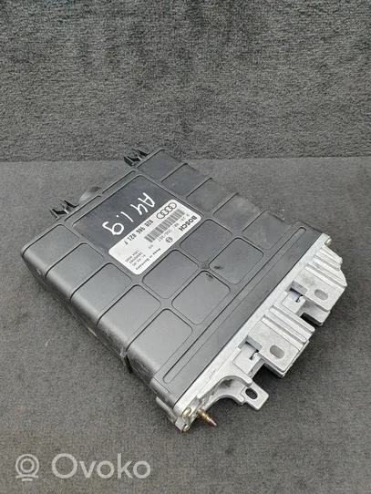 Audi A4 S4 B5 8D Блок управления двигателя 028906021F