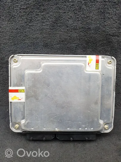 Audi A4 S4 B5 8D Sterownik / Moduł ECU 8D1907401