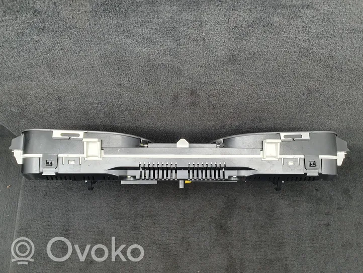 Audi A6 S6 C6 4F Speedometer (instrument cluster) 4F0920933L