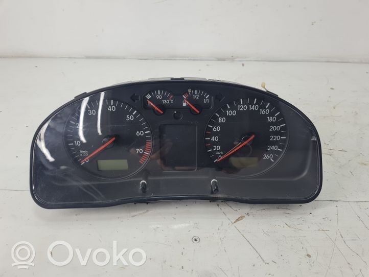 Volkswagen PASSAT B5 Tachimetro (quadro strumenti) 110008920027