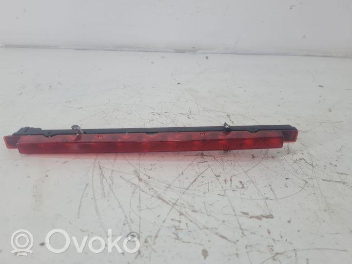 Audi A4 S4 B5 8D Luce d’arresto centrale/supplementare 963080