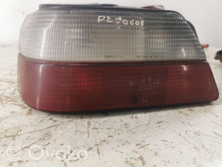 Peugeot 605 Lampa tylna 