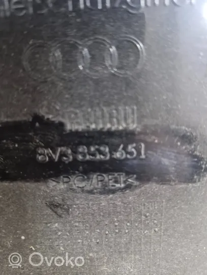 Audi A3 S3 8V Etupuskurin ylempi jäähdytinsäleikkö 8V3853651