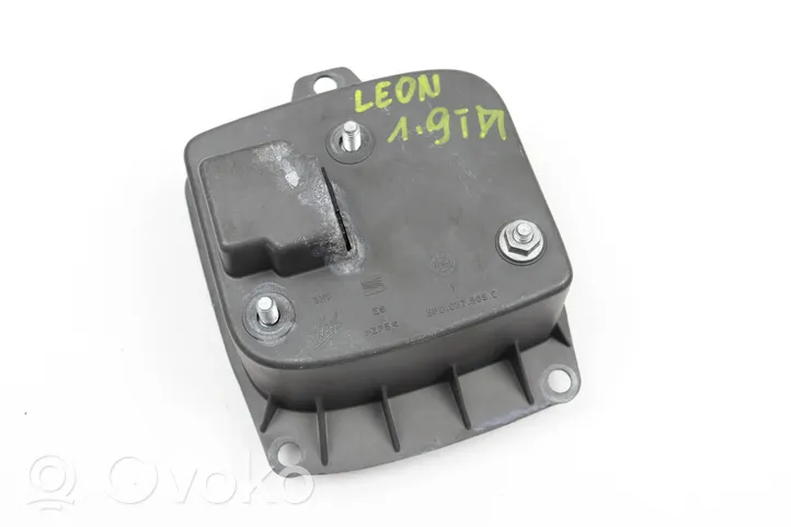 Seat Leon (1P) Interruttore di apertura del portellone posteriore 5P0827565C