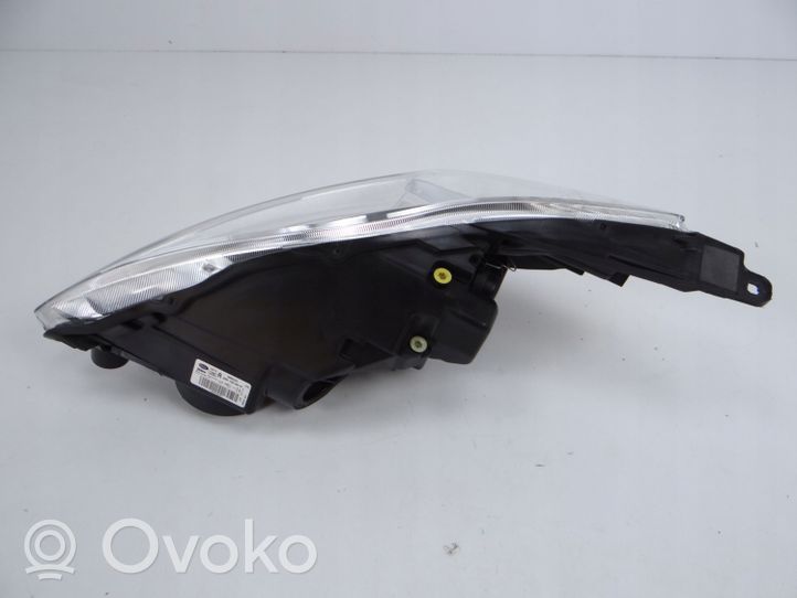 Ford C-MAX II Lampa przednia AM5113W029AE