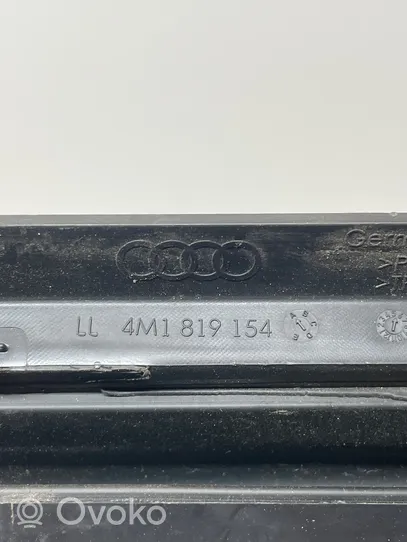 Audi Q7 4M Rivestimento del tergicristallo 4M1819154