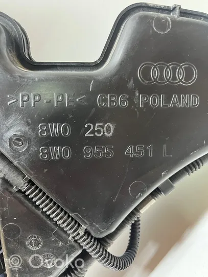 Audi A4 S4 B9 Zbiornik płynu do spryskiwaczy szyby przedniej / czołowej 8W0955451L