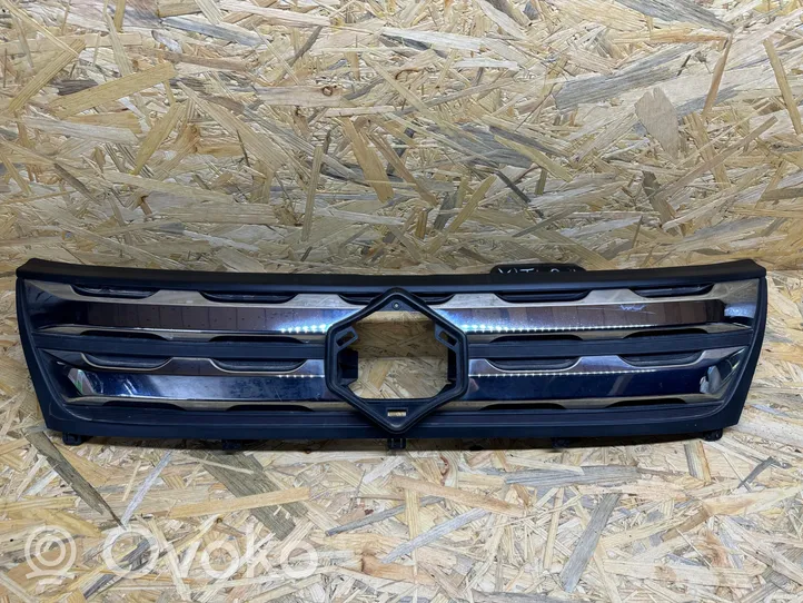 Suzuki Vitara (LY) Grille calandre supérieure de pare-chocs avant 7212154P0