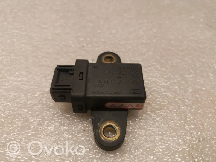 Audi A8 S8 D2 4D Sensor ESP de aceleración de frecuencia del intermitente 4D0907651