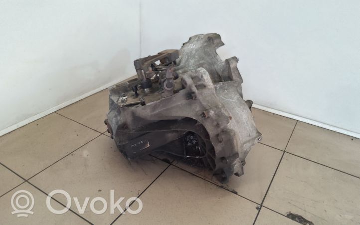 Volvo V50 Mechaninė 5 pavarų dėžė 3M5R