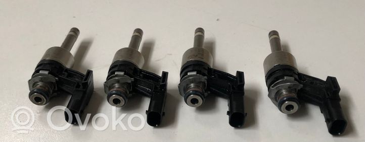 Skoda Yeti (5L) Kit d'injecteurs de carburant 03F906