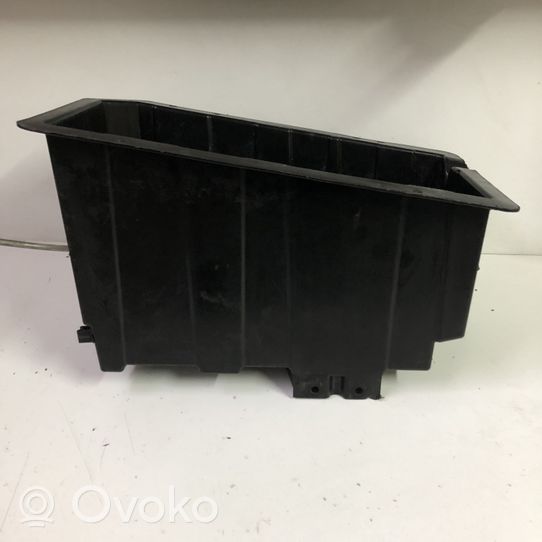 Volkswagen Crafter Support boîte de batterie A9066200131