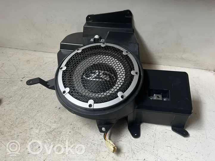 Mitsubishi ASX Subwoofer-bassokaiutin 8720A136