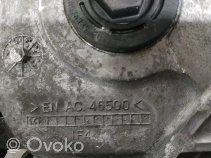 Toyota Avensis T270 Osłona łańcucha rozrządu 14795910