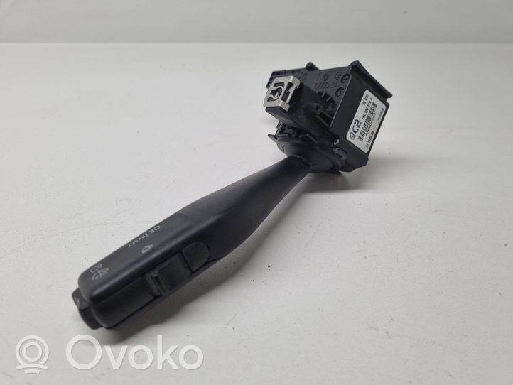 Volkswagen PASSAT B5.5 Wiper control stalk 1K0953519A