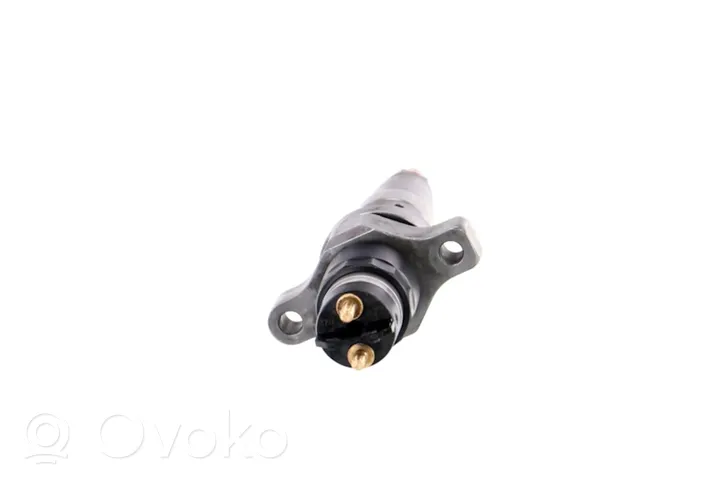 Iveco EuroCargo Injecteur de carburant 0445120007