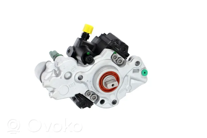 Volvo C30 Polttoaineen ruiskutuksen suurpainepumppu R9424A050A