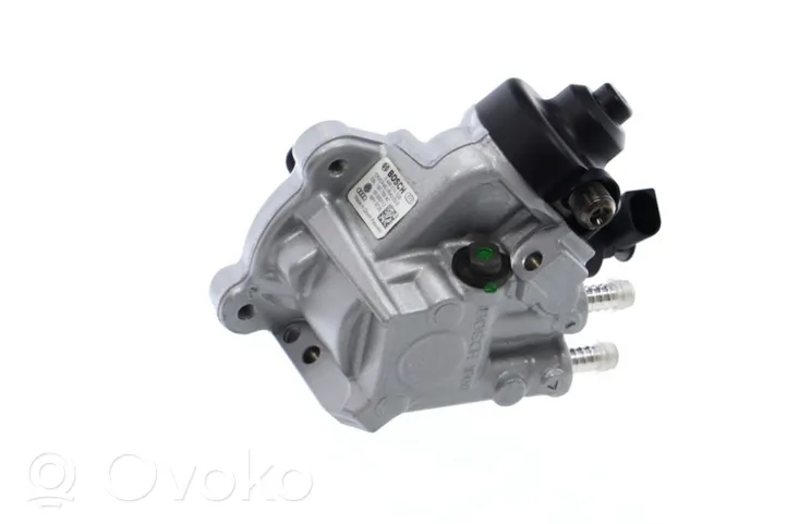 Audi A5 8T 8F Pompe d'injection de carburant à haute pression 0445010529