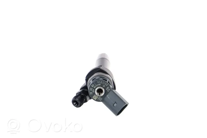 BMW M4 F82 F83 Fuel injector 0445110478