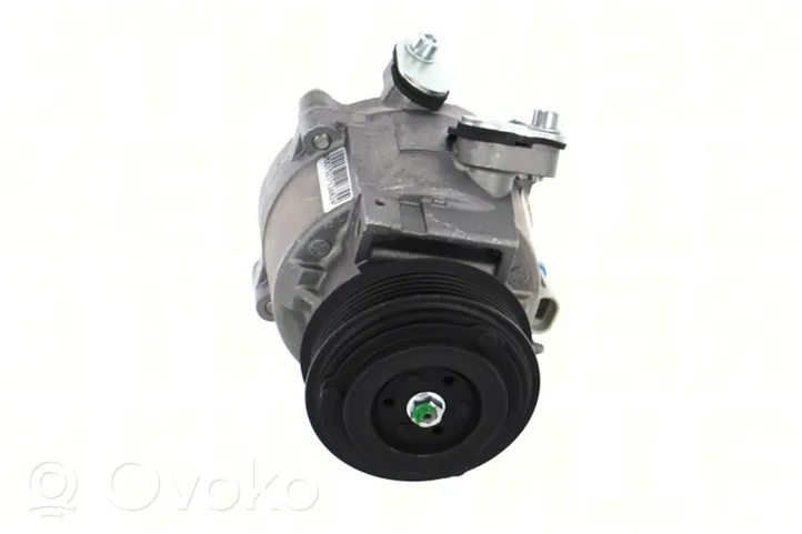 Opel Adam Ilmastointilaitteen kompressorin pumppu (A/C) 95059819