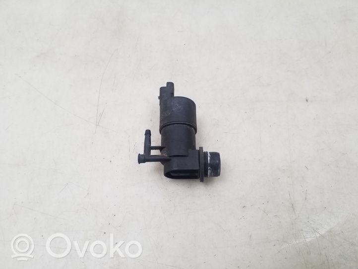 Opel Movano A Windscreen/windshield washer pump 8200194414