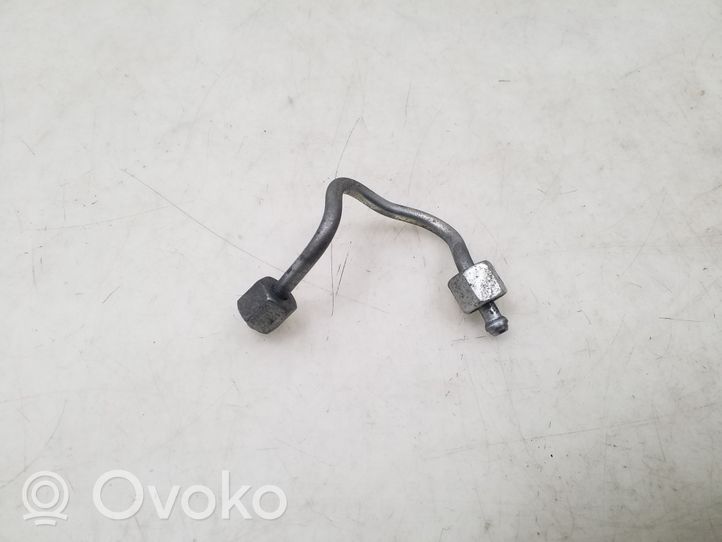 Dacia Dokker Fuel injector supply line/pipe 