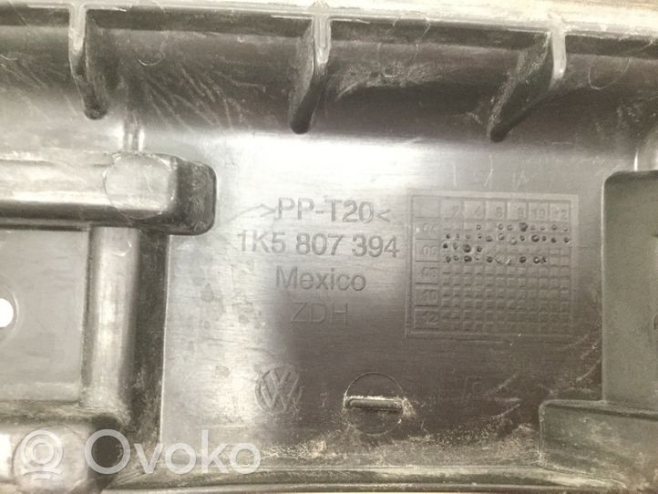 Volkswagen Jetta V Soporte de montaje del parachoques trasero 1K5807394